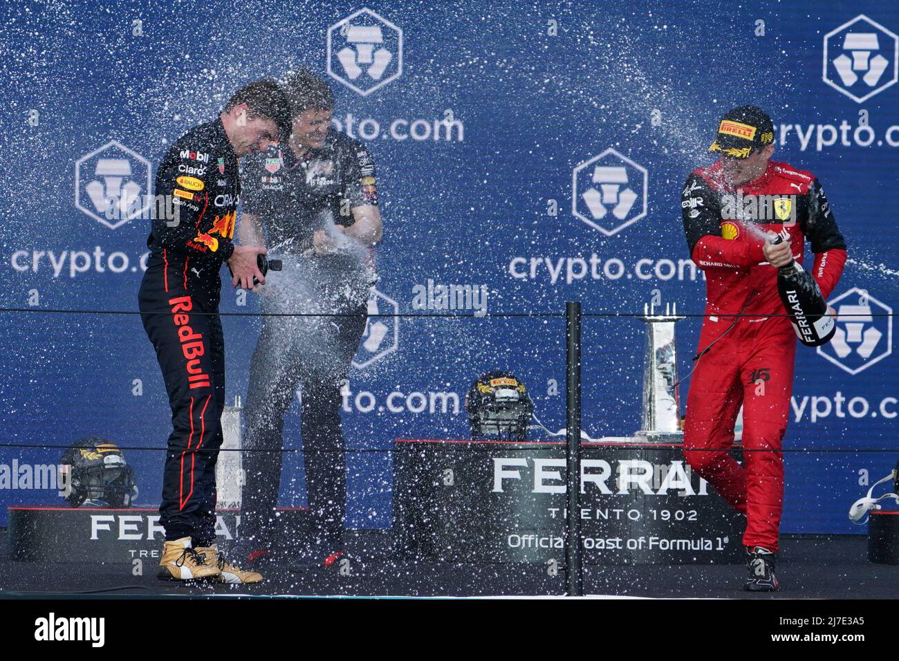 Podium champagne hi-res stock photography and images - Alamy