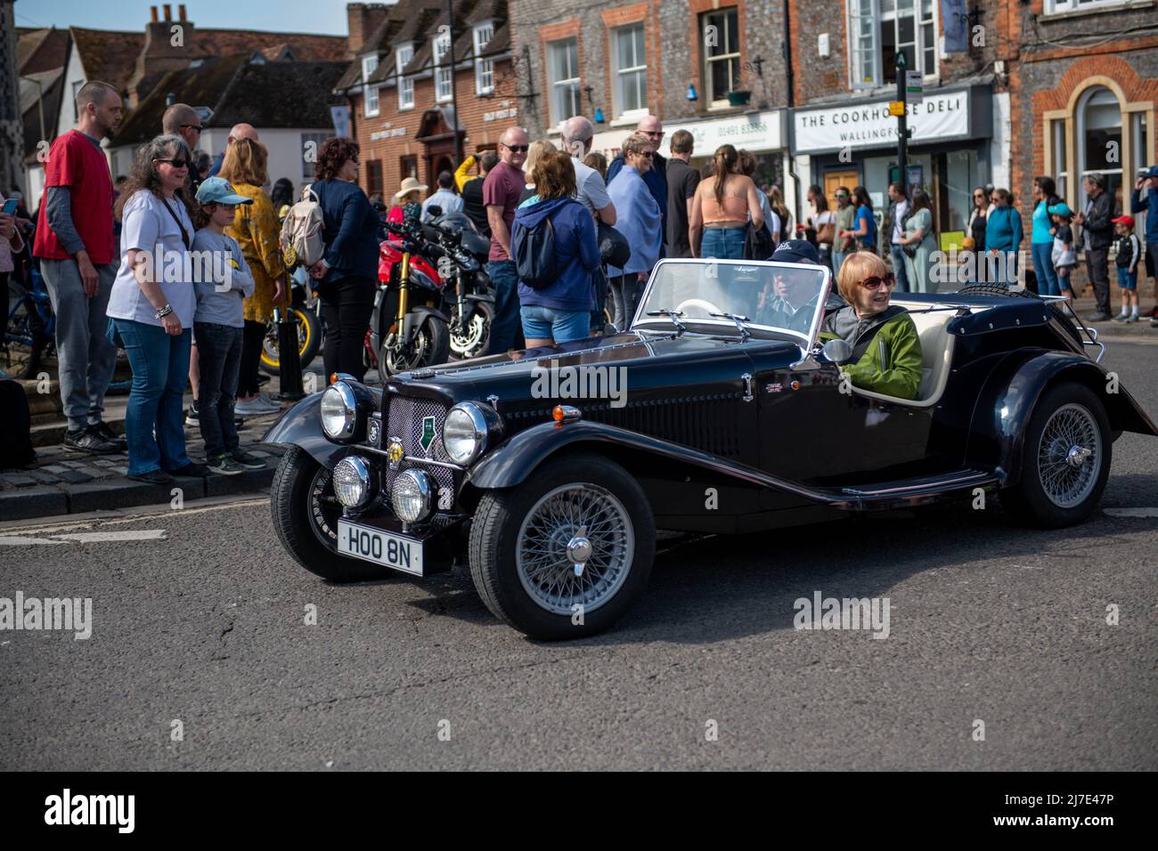 Wallingford Car Rally, 2022 Parade around the Market square Stock