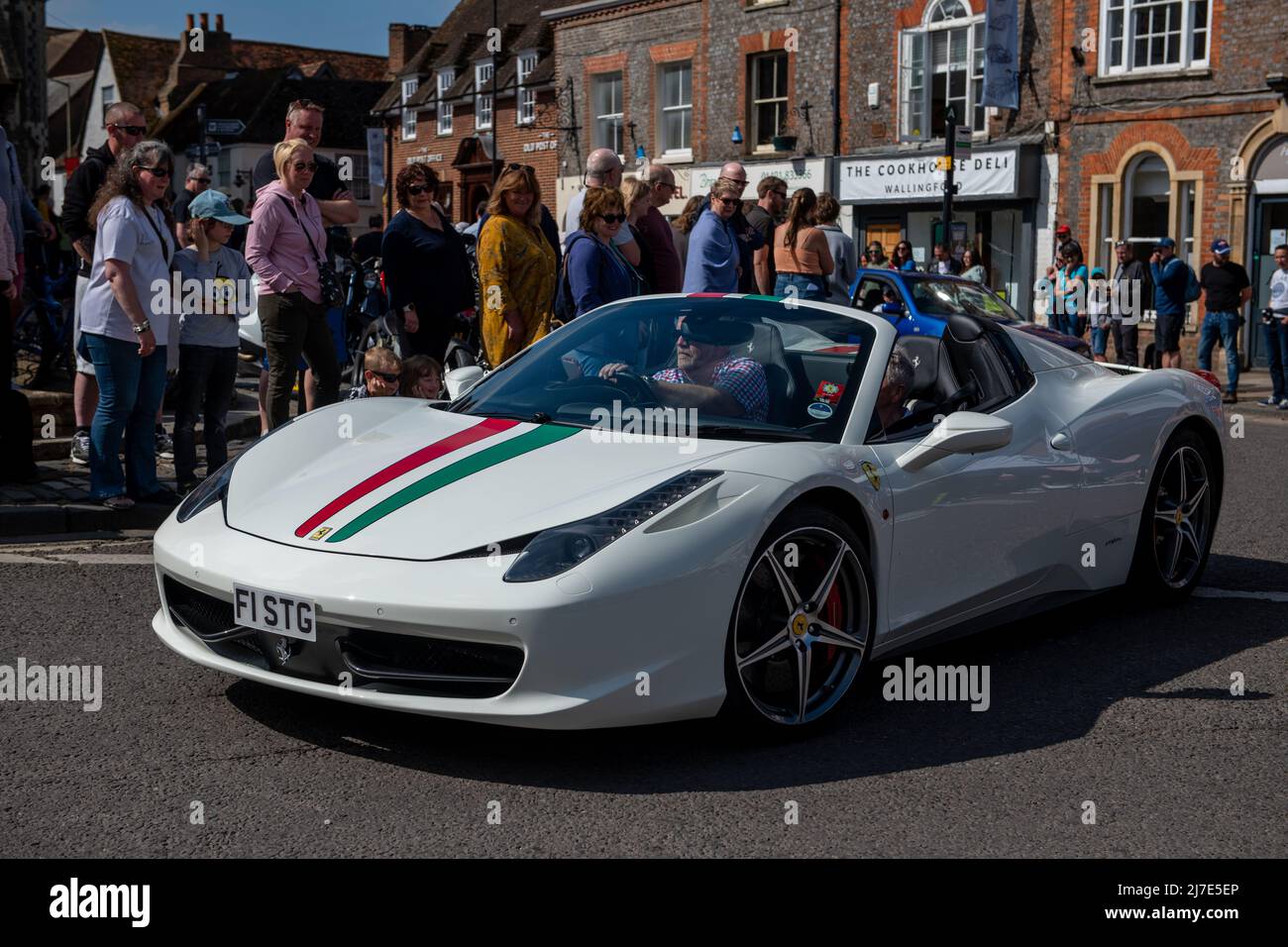 Wallingford Car Rally, 2022 Parade around the Market square Stock