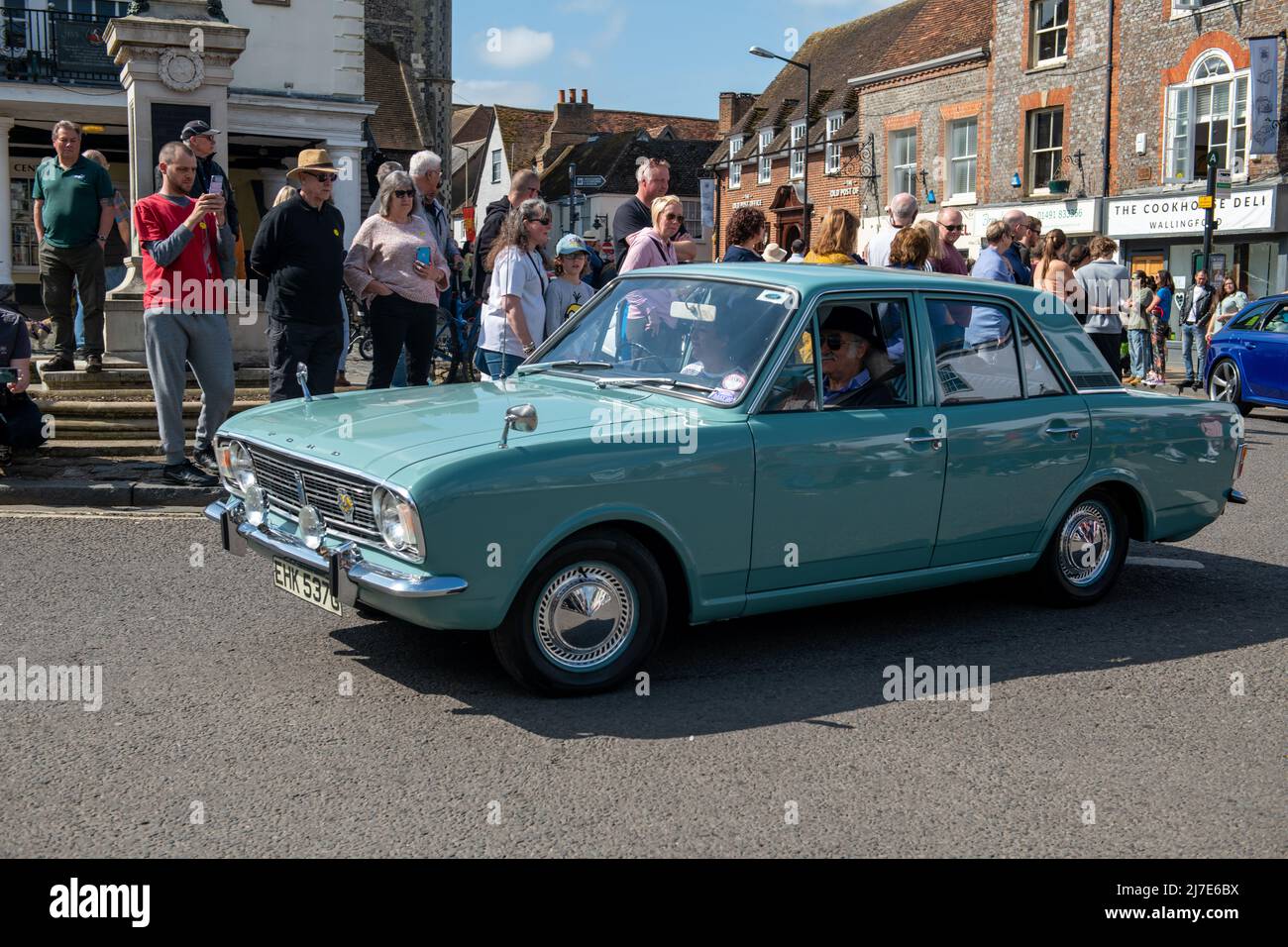 Wallingford Car Rally, 2022 Parade around the Market square Stock