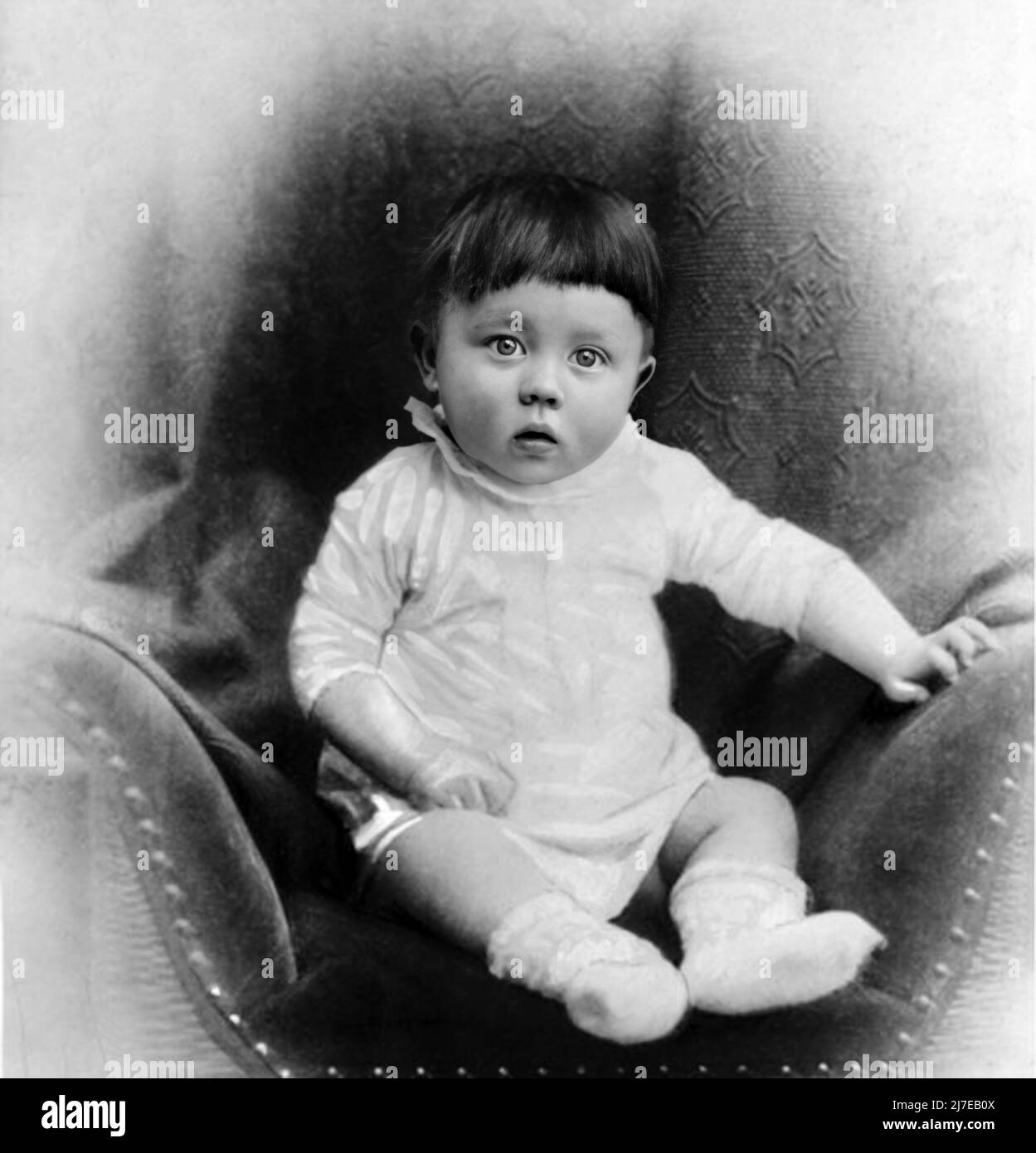 Hitler as baby hi-res stock photography and images - Alamy