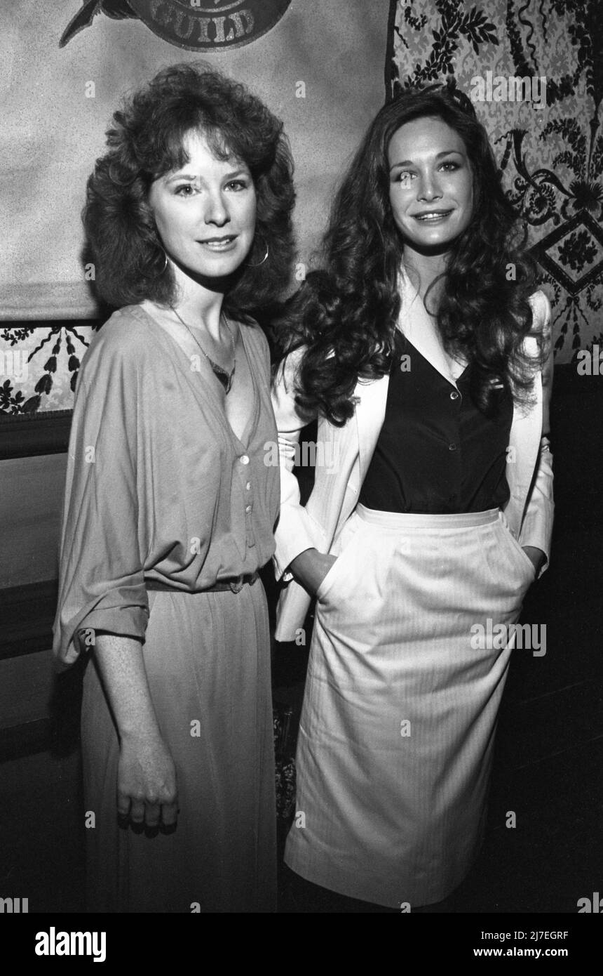 Linda Kelsey and Mary Crosby at 18th Annual Publicists Guild of America Awards on March 27, 1981 at the Beverly Hilton Hotel in Beverly Hills, California. Credit: Ralph Dominguez/MediaPunch Stock Photo