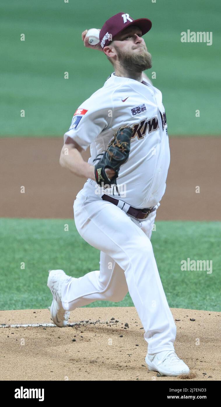 Seoul, South Korea, 09th May, 2022. Baseball: Kiwoom Heroes vs. SSG