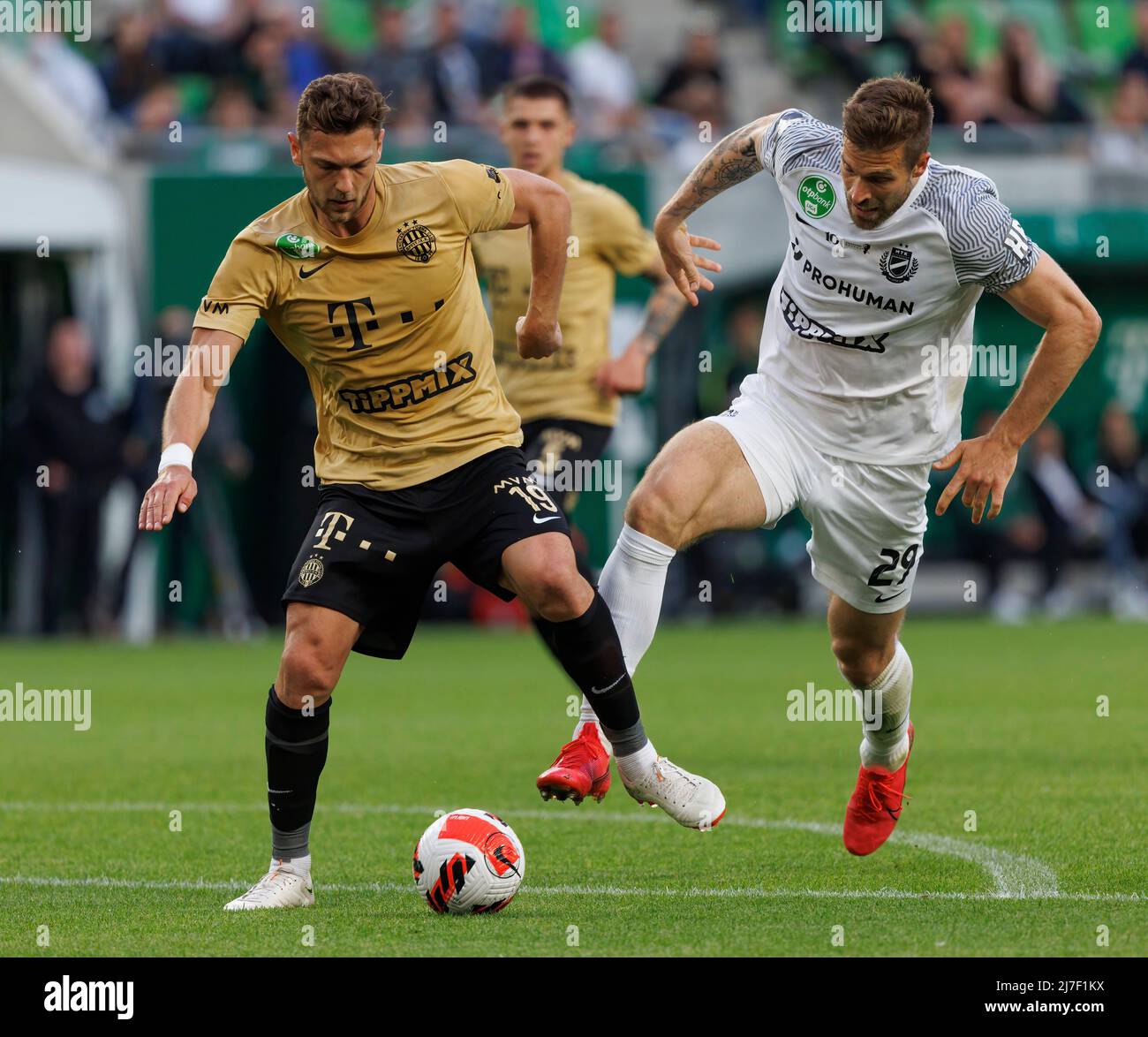 Ferencvarosi TC V DVTK - Hungarian Cup 2-1 Editorial Image - Image of  hungarian, player: 89542525