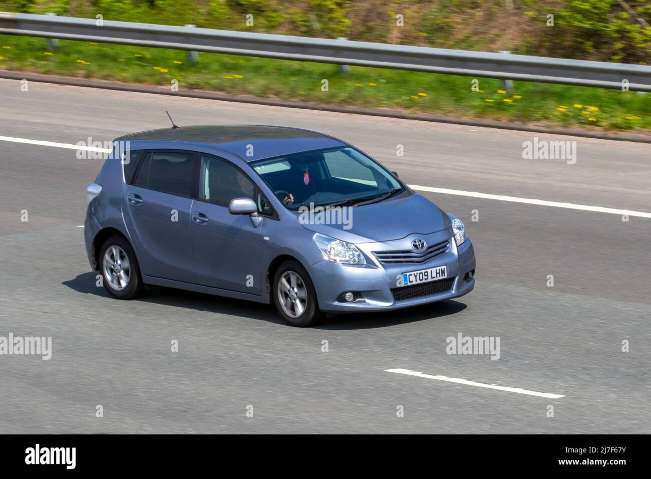 Toyota verso hi-res stock photography and images - Alamy