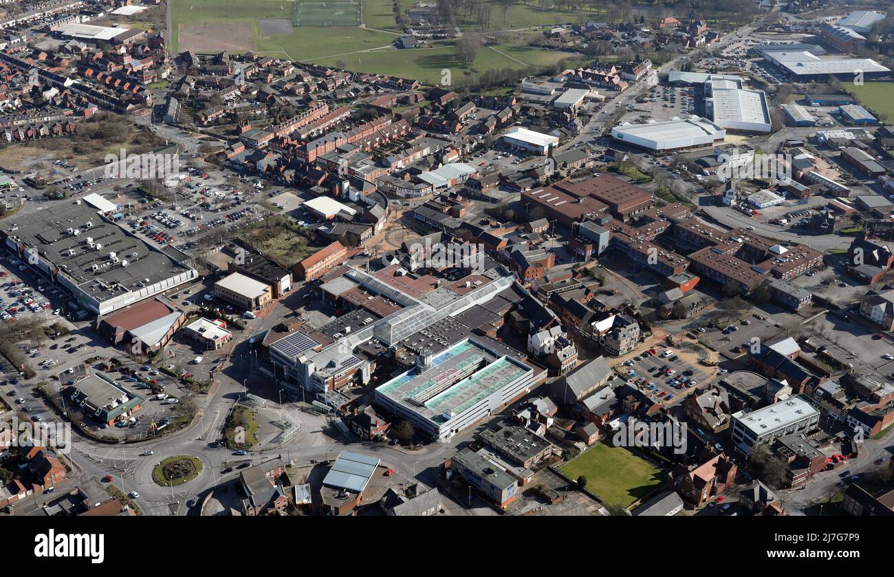 Shops in the town centre hires stock photography and images Alamy