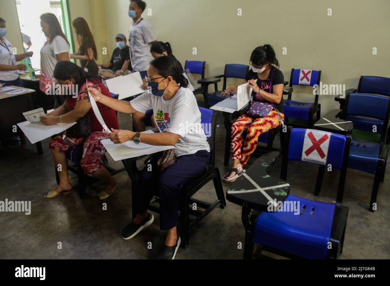 Quezon City, Metro Manila, Philippines. 9th May, 2022. National and