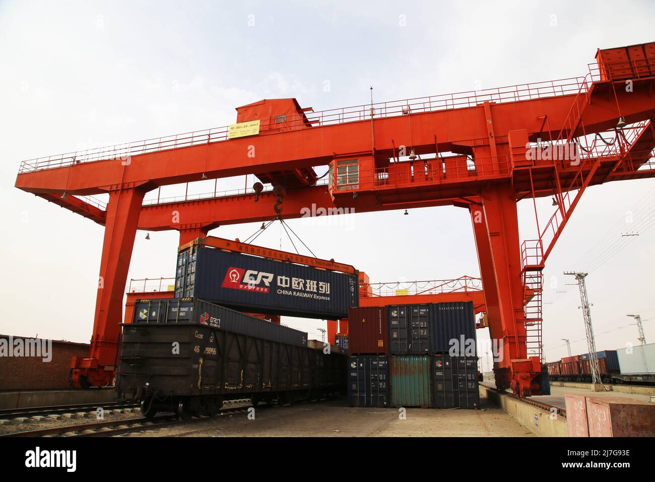 50 containers hi-res stock photography and images - Alamy