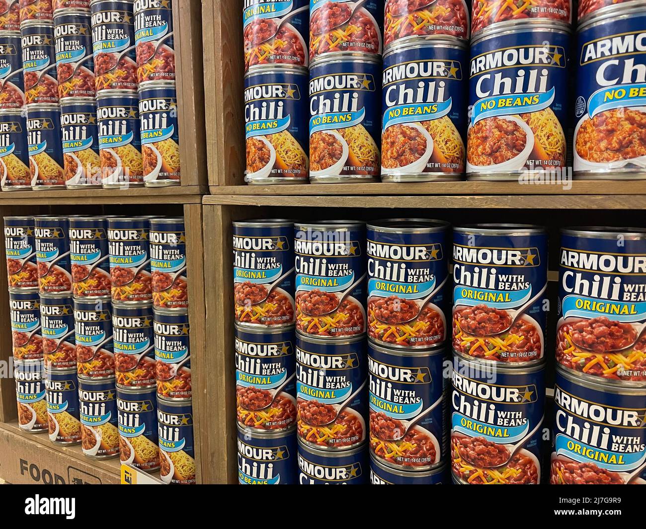 Augusta, Ga USA - 04 27 22: Armour can chili display in a retail store side view Stock Photo