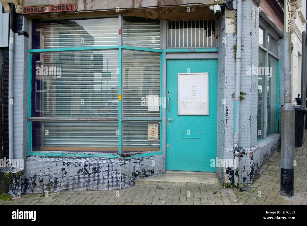 Newport City in South Wales UK. Derelict shop on charles St Stock Photo