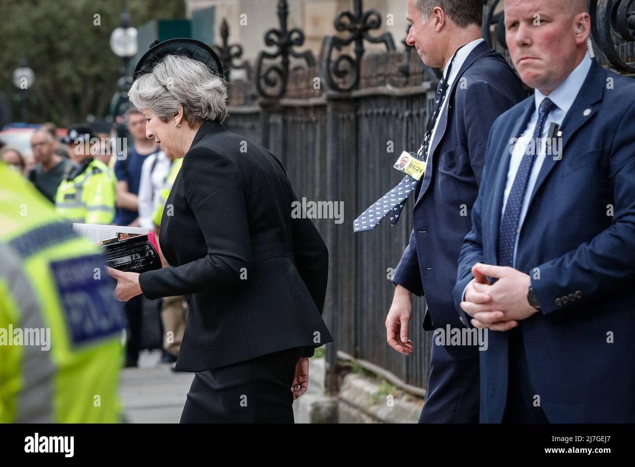London, UK. 9th May, 2022. Theresa May, former Prime Minister. The memorial service for MP James Brokenshire, who died aged 53 last year, is held at St Margaret 's Church in the grounds of Westminster Abbey today. The service is attended by Prime Minister Boris Johnson, former Prime Ministers David Cameron and Theresa May, cabinet ministers, MPs and other guests. Credit: Imageplotter/Alamy Live News Stock Photo