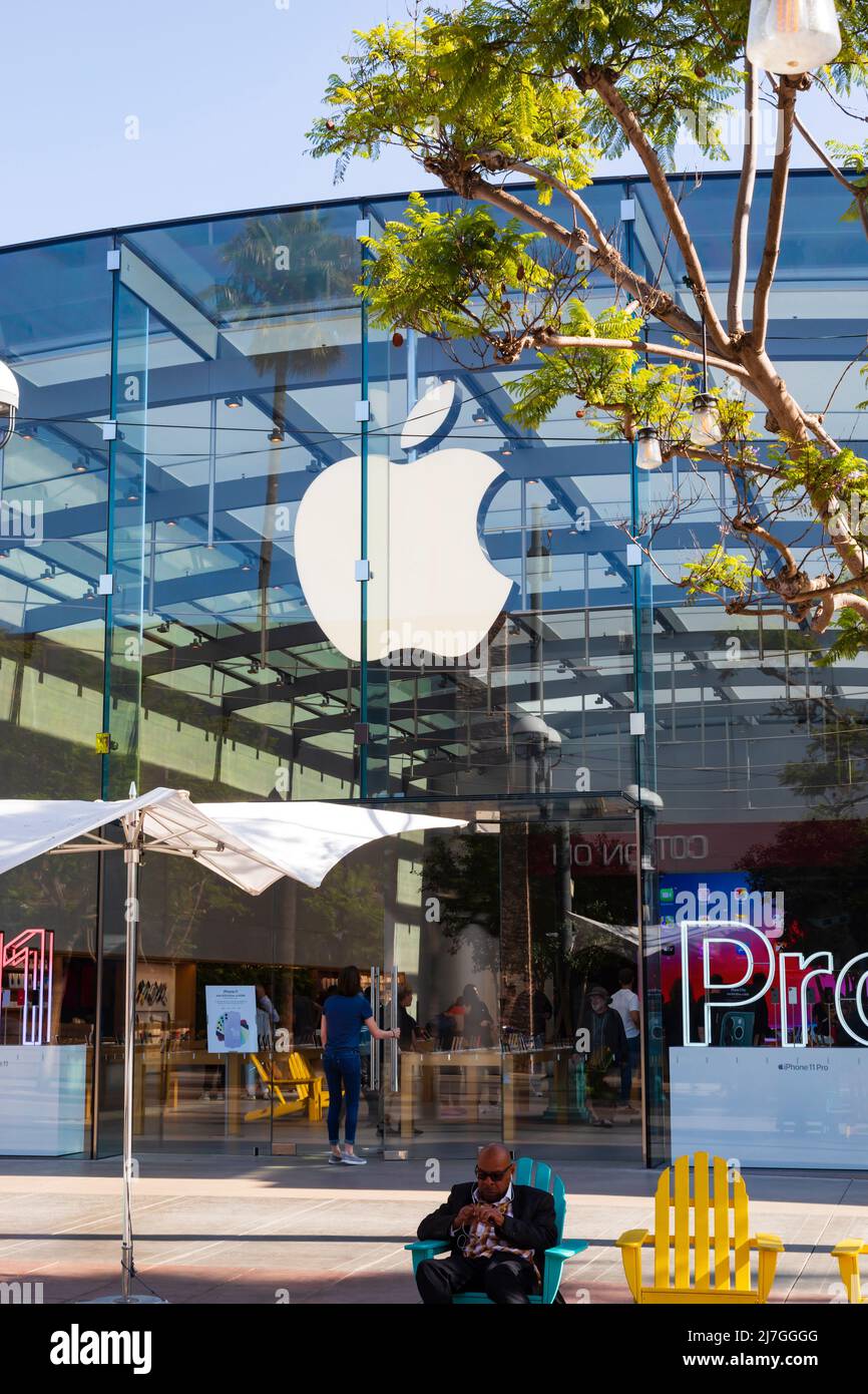 An Apple Store with People Waiting To Purchase Apple Macbooks, IPads and  IPhones Editorial Image - Image of designs, ecosystem: 168250490