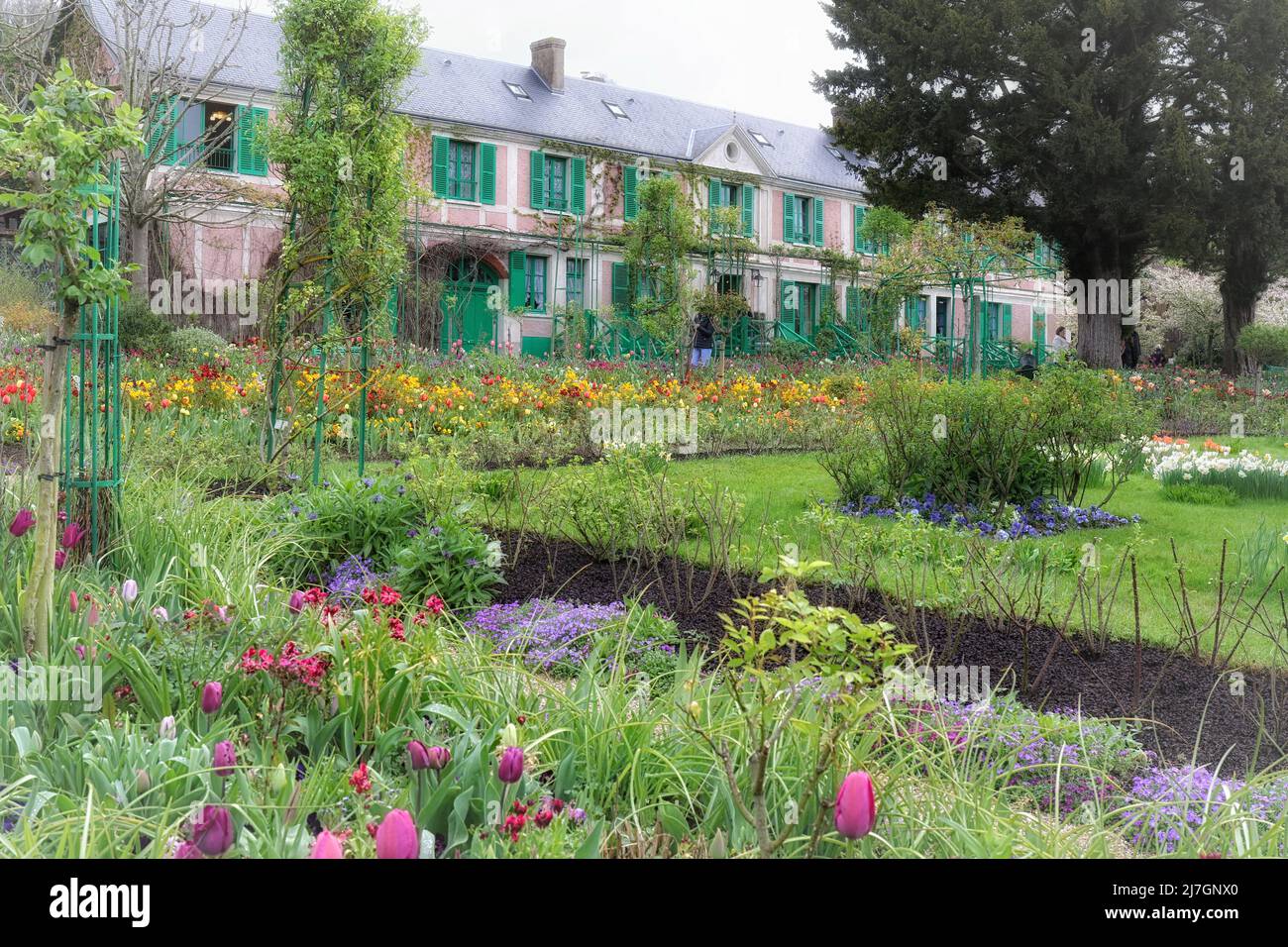 Claude House and Garden. Giverny, France Stock Photo Alamy