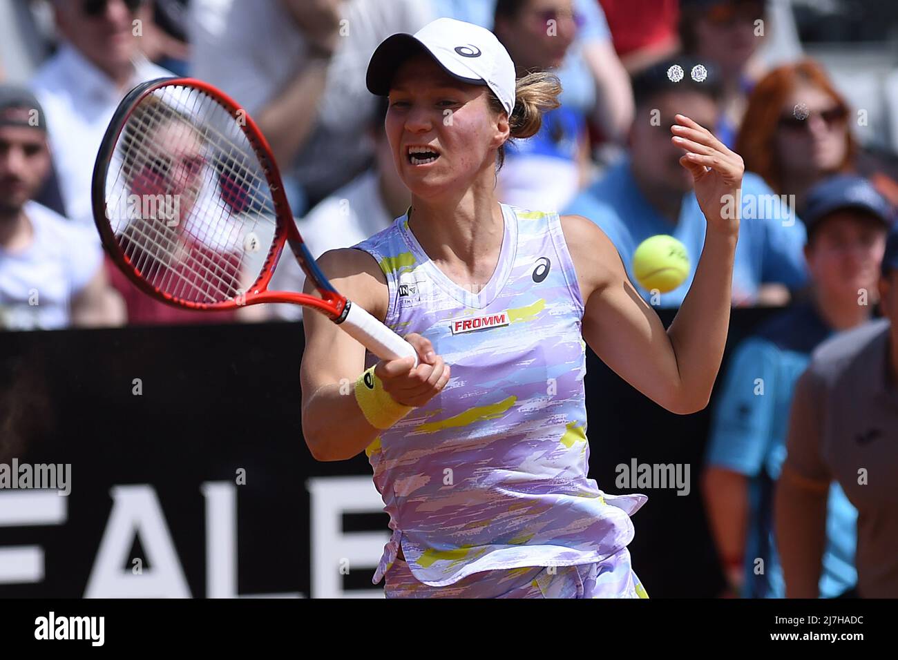 09May May2022; Foro Italico, Rome, Italy ; WTA Rome Open Tennis tournament;  Viktorija Golubic (Sui Stock Photo - Alamy