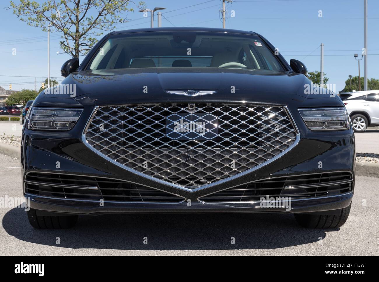 Noblesville - Circa May 2022: Hyundai Genesis G90 Luxury Sedan display ...