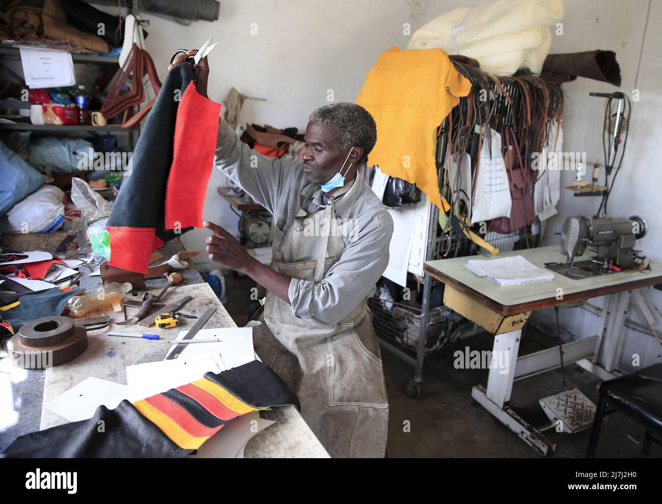 Bulawayo, Zimbabwe. 9th May, 2022. Themba Jele makes a leather jacket at a  company in Bulawayo, Zimbabwe, on May 3, 2022. Credit: Shaun  Jusa/Xinhua/Alamy Live News Stock Photo - Alamy