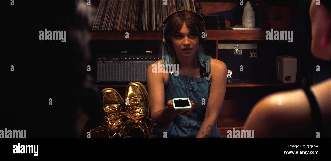 POSER, from left Z Wolf, Sylvie Mix, Bobbi Kitten, 2021