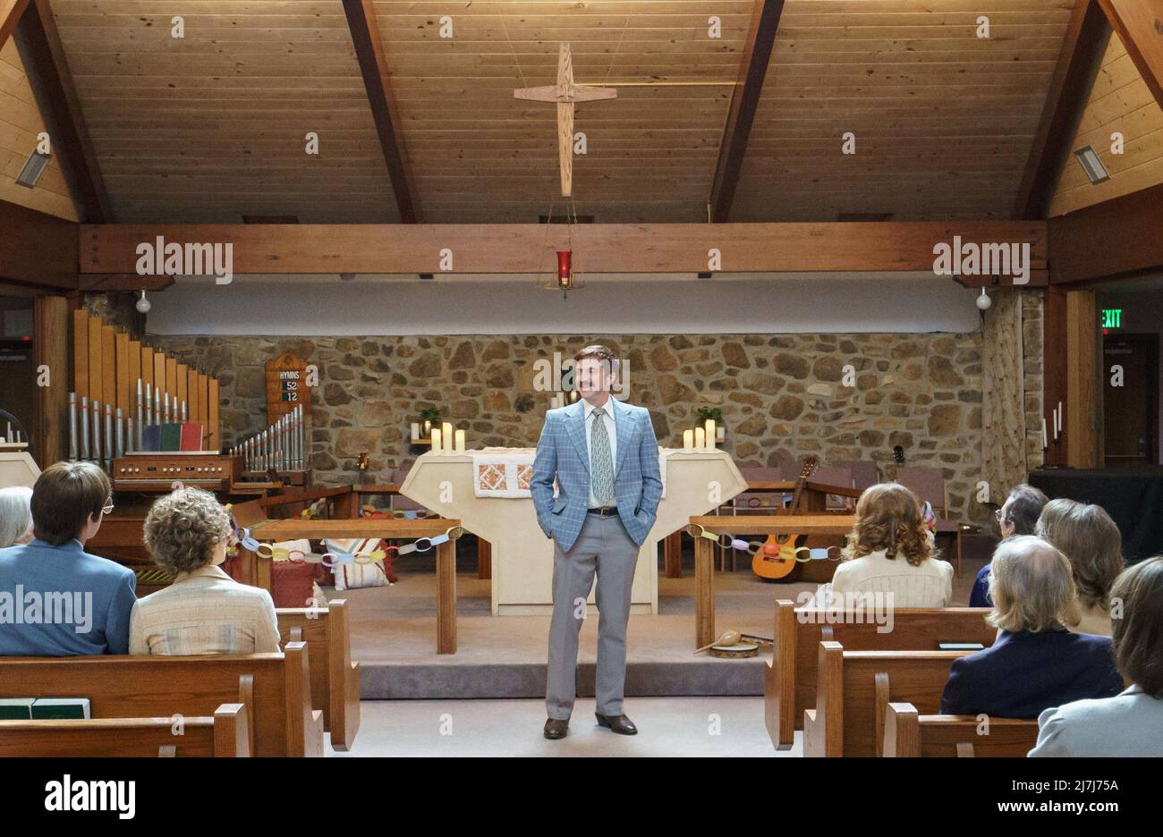 CANDY, Raul Esparza as Don Crowder (center), Happy Wife, Happy Life', (Season 1, ep. 102, aired