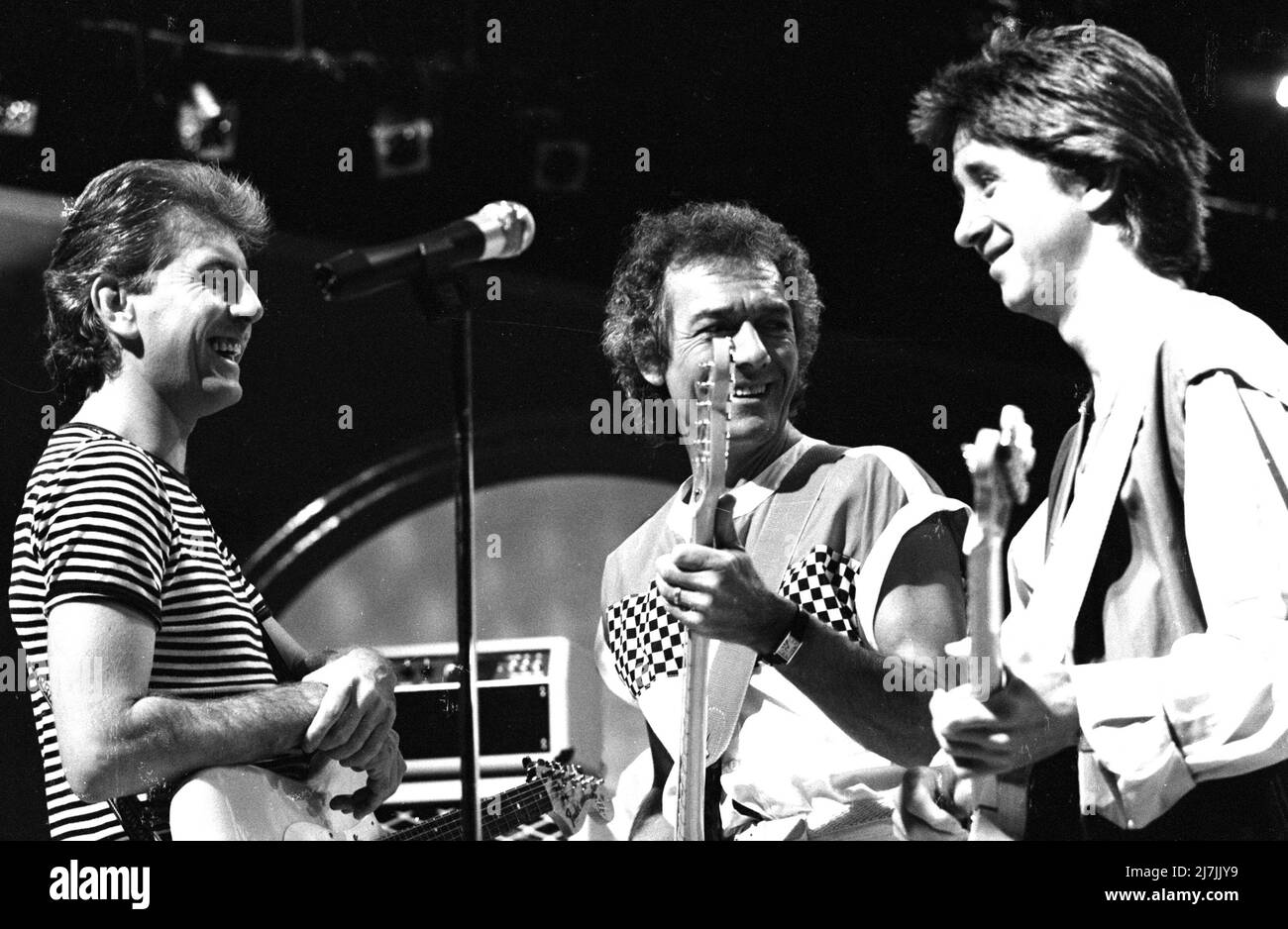 The hollies band hi-res stock photography and images - Alamy