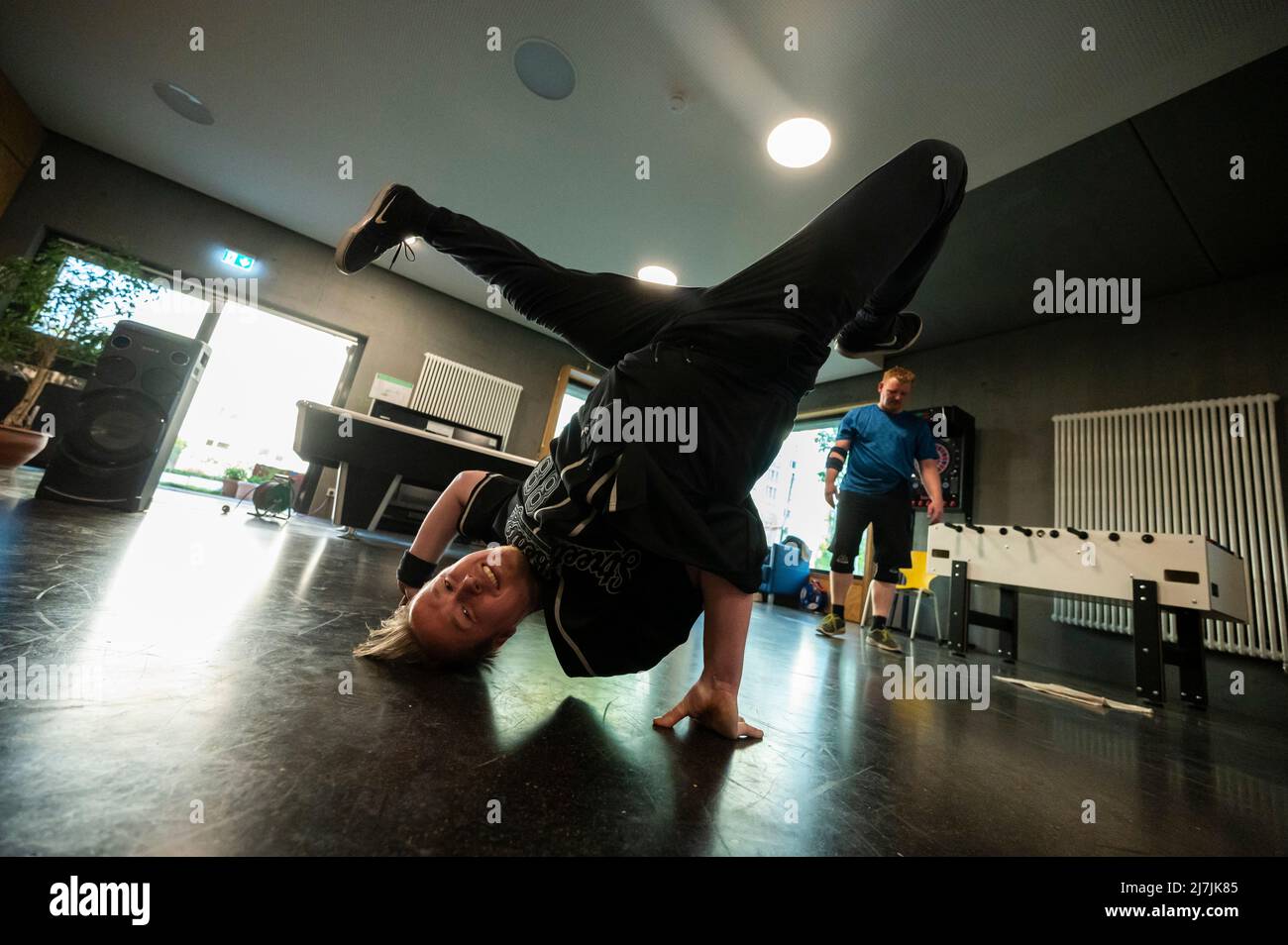 Breakdance paris 2024 hires stock photography and images Alamy