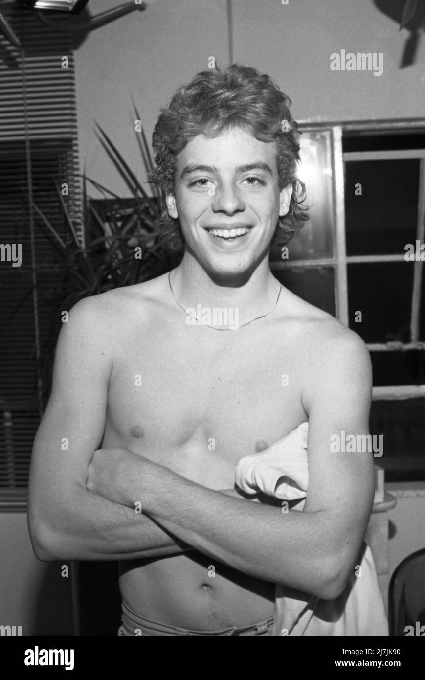 Leif Garrett gets his haircut for a film role in the movie Longshot by