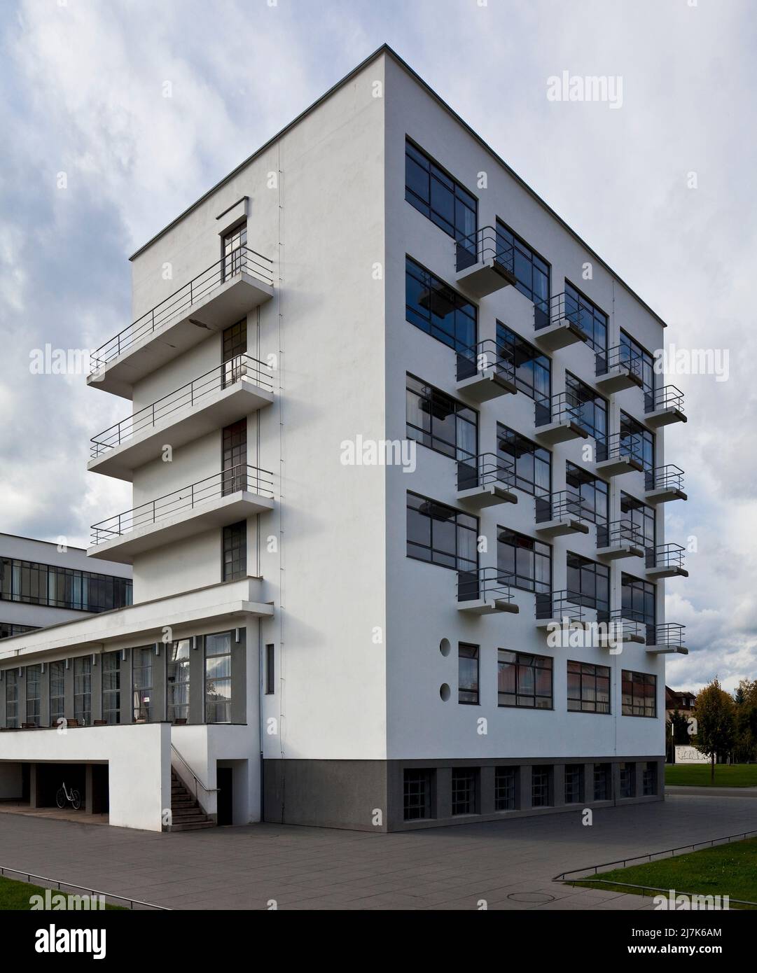 Dessau Bauhaus sogenanntes PRELLERHAUS von Osten 58300 Erbaut 1925-26 Stock Photo