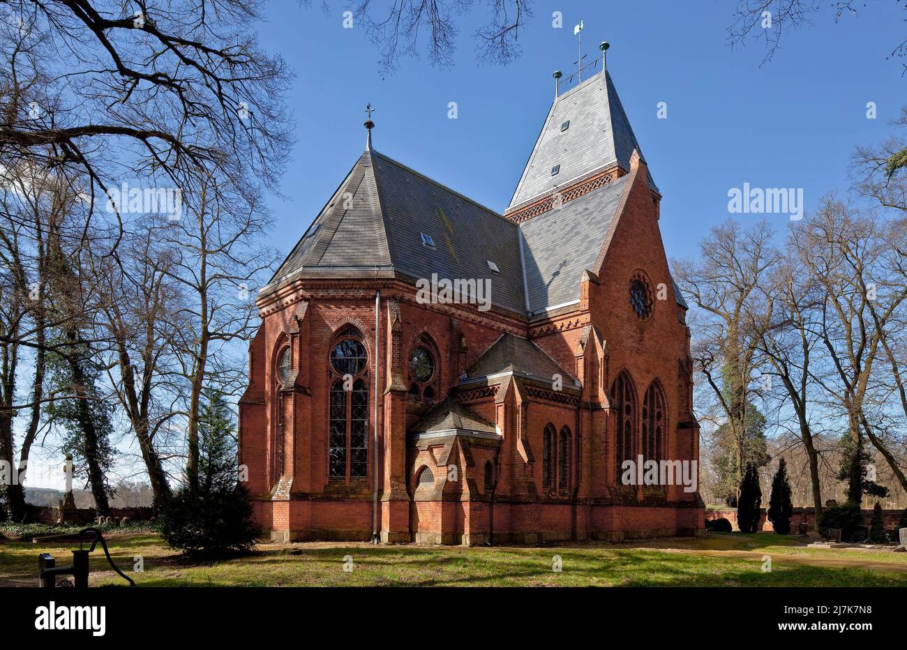 Vollenschier Altmark ehem Gutskirche 74690 Ansicht von  Nordosten neugotischer Backsteinbau 1875-77 von Conrad Wilhelm Hase Stock Photo