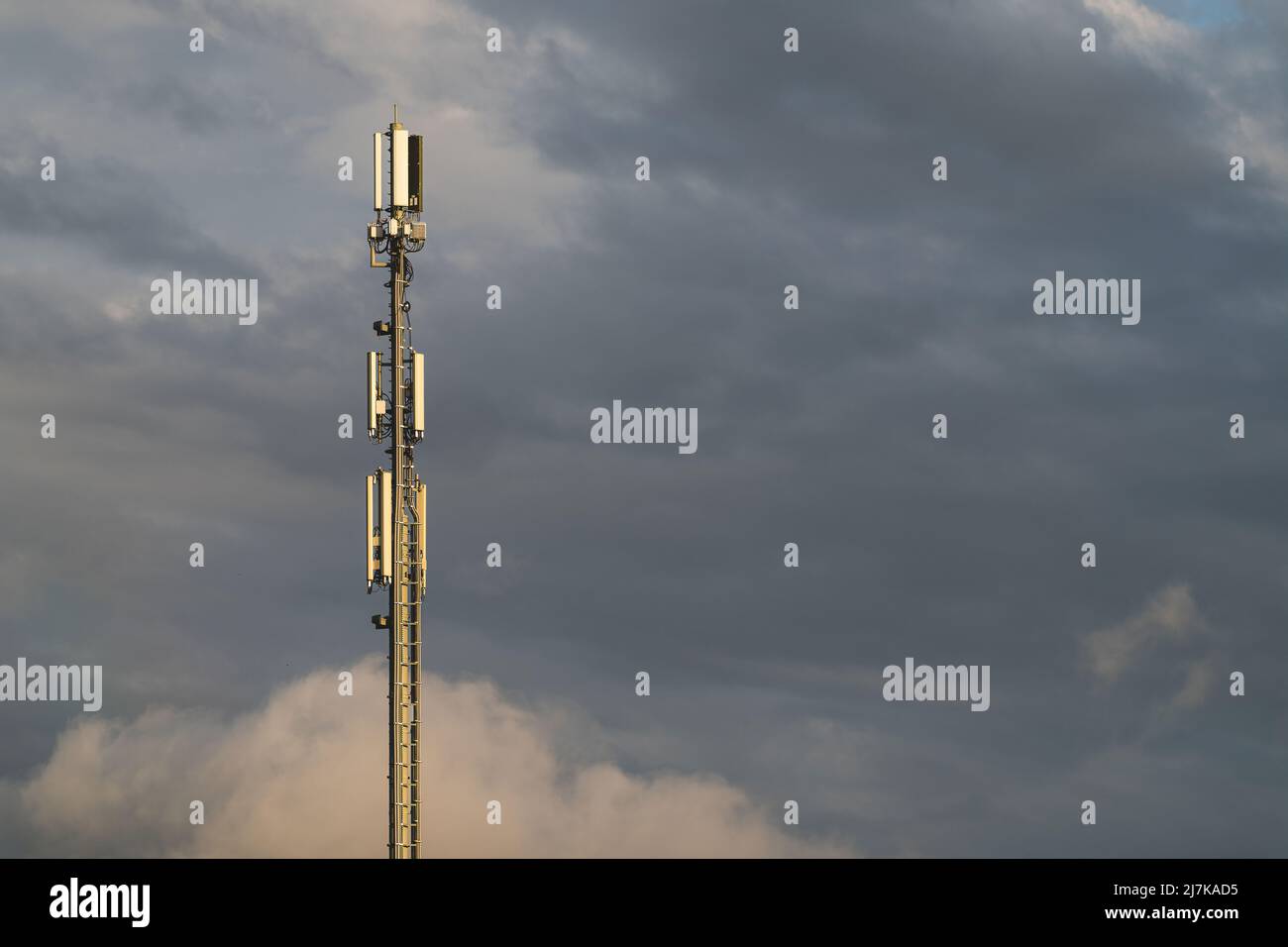 Cellular base station network antenna, air pollution and