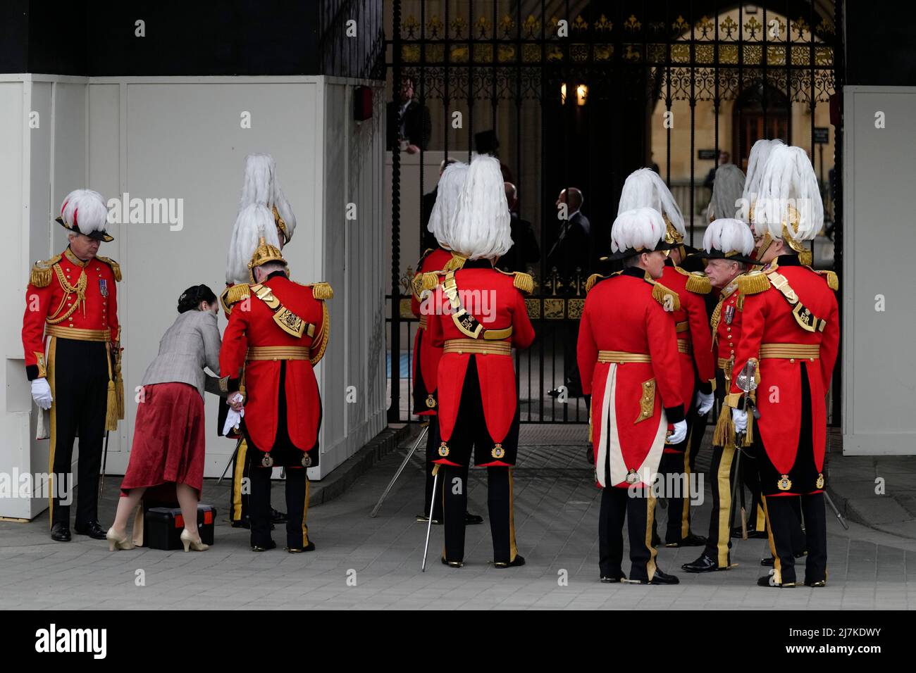 Preparations get underway at the Palace of Westminster in London, ahead of the State Opening of Parliament in the House of Lords, London. Picture date: Tuesday May 10, 2022. Stock Photo