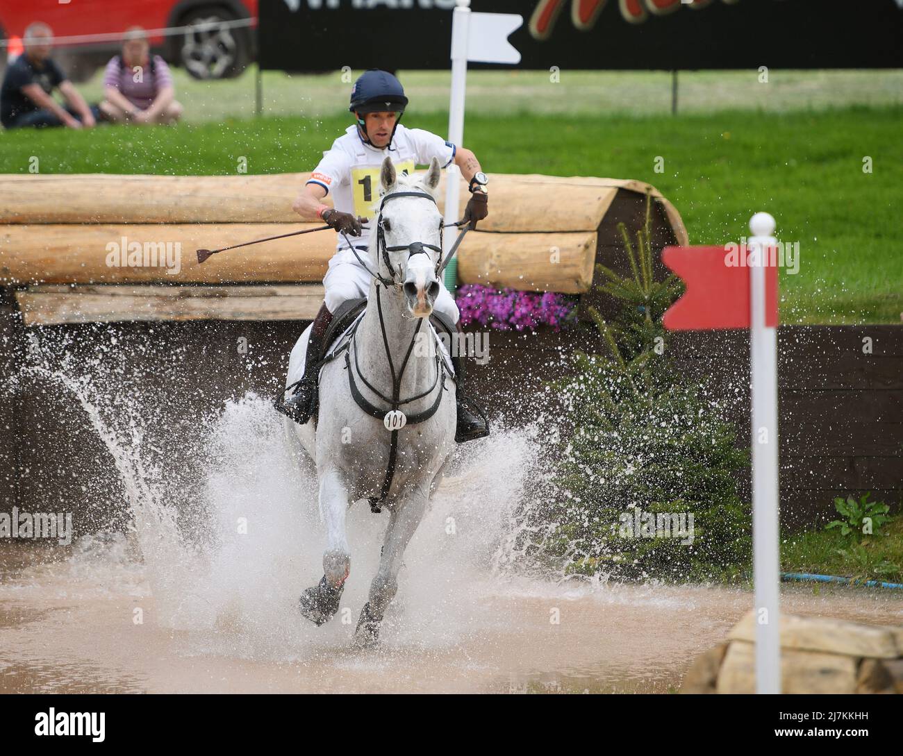 Badminton Horse Trials - Cross Country Test - Badminton, UK. 07th May, 2022. Harry Meade on Away Cruising during the Cross Country Test at the Badminton Horse Trials. Picture Credit : Credit: Mark Pain/Alamy Live News Stock Photo