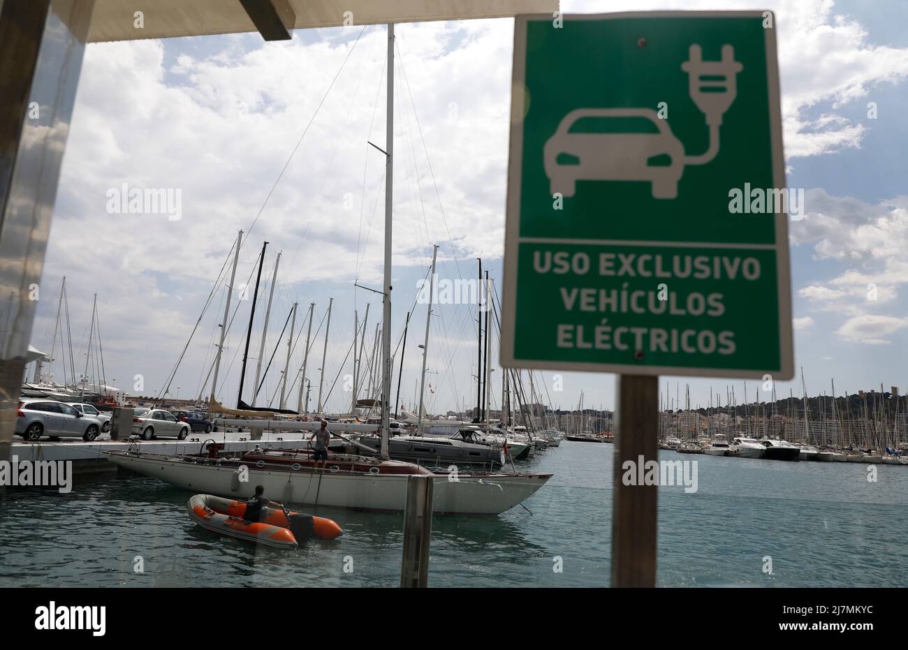 Palma, Spain. 09th May, 2022. At the port of Palma in Mallorca, there is a sign that reads