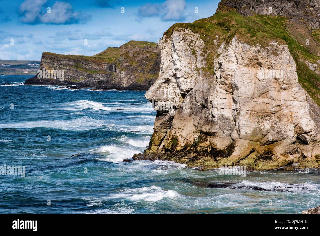 Giant's Head, Dunluce Castle Whiterocks White Rocks, Causeway Coast