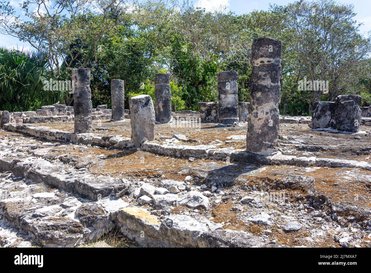Central Plaza buildings (Las Columnas), San Gervasio Maya archaelogical site, Cozumel, Quintana Roo, Mexico Stock Photo