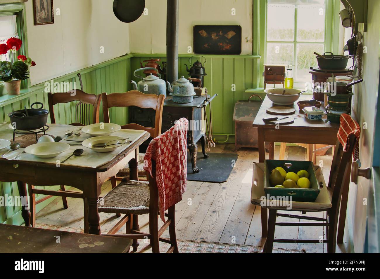 Antique 1800's Old Kitchen Restaurant - Henis Press Vegetable