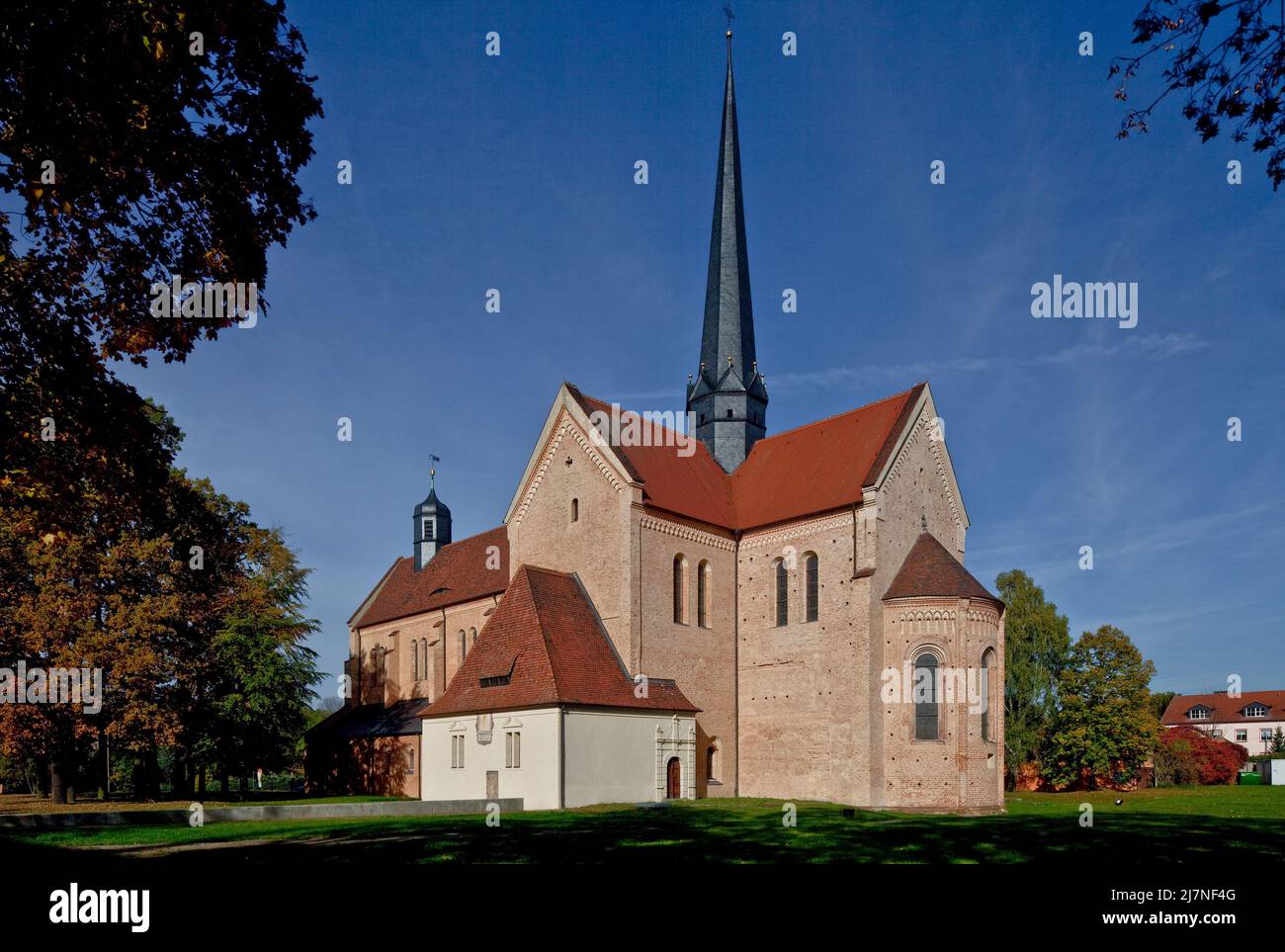 Doberlug-Kirchhain Niederlausitz ehem Zisterzienser-Klosterkirche  St Marien 1184- um 1250 erbaut 77842 von C Weber 1905-09 durchgreifend erneuert Ans Stock Photo