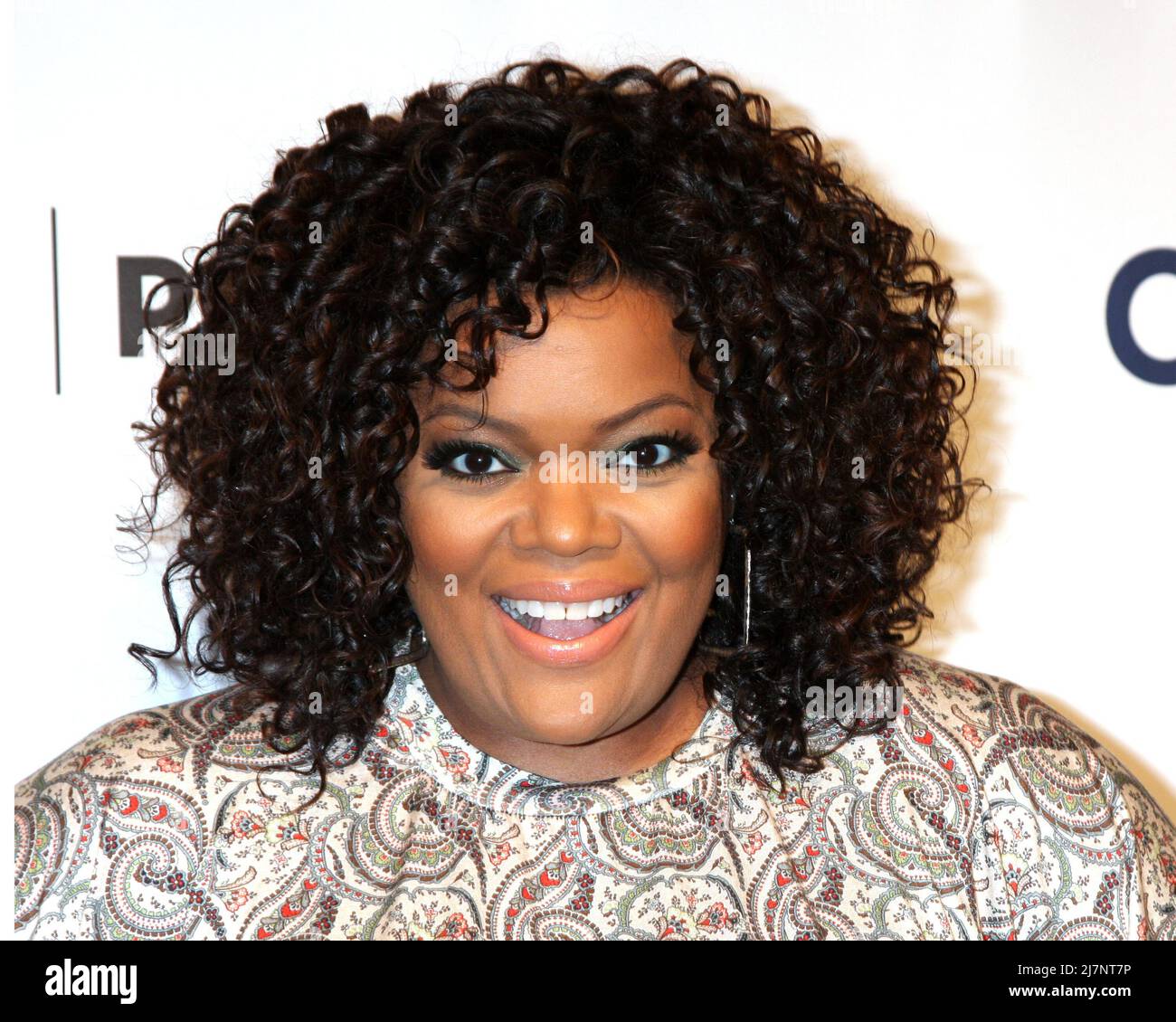 Yvette nicole brown community hires stock photography and images Alamy(06)