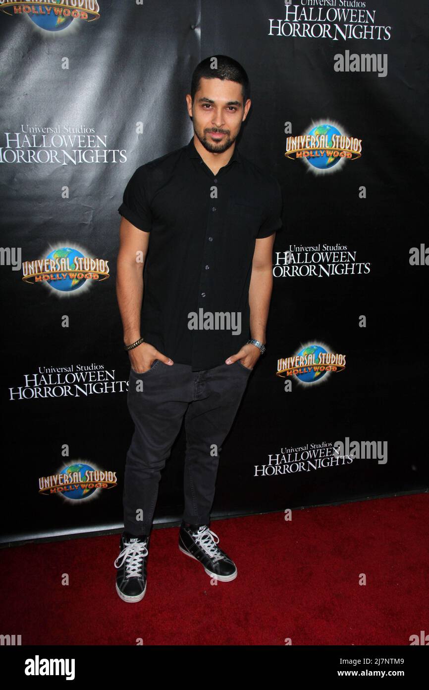 LOS ANGELES - SEP 18: Wilmer Valderrama at the Universal Studio's