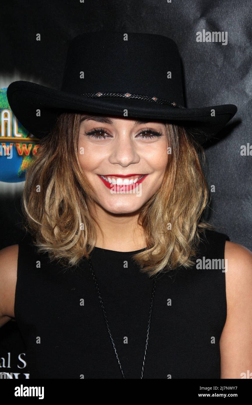 LOS ANGELES - SEP 18: Vanessa Hudgens at the Universal Studio's