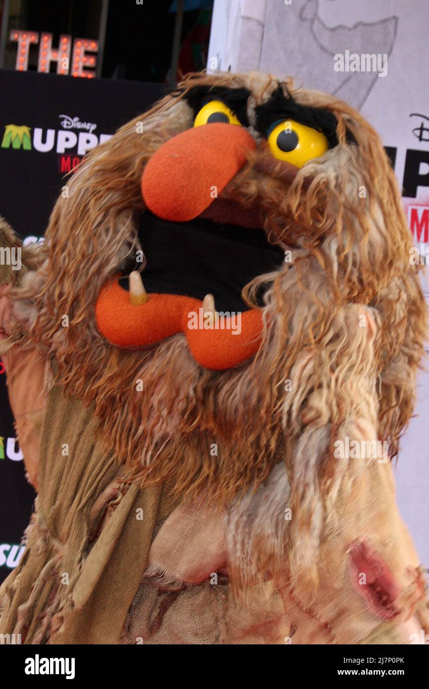 LOS ANGELES - MAR 11:  Sweetums at the 'Muppets Most Wanted' - Los Angeles Premiere at the El Capitan Theater on March 11, 2014 in Los Angeles, CA Stock Photo