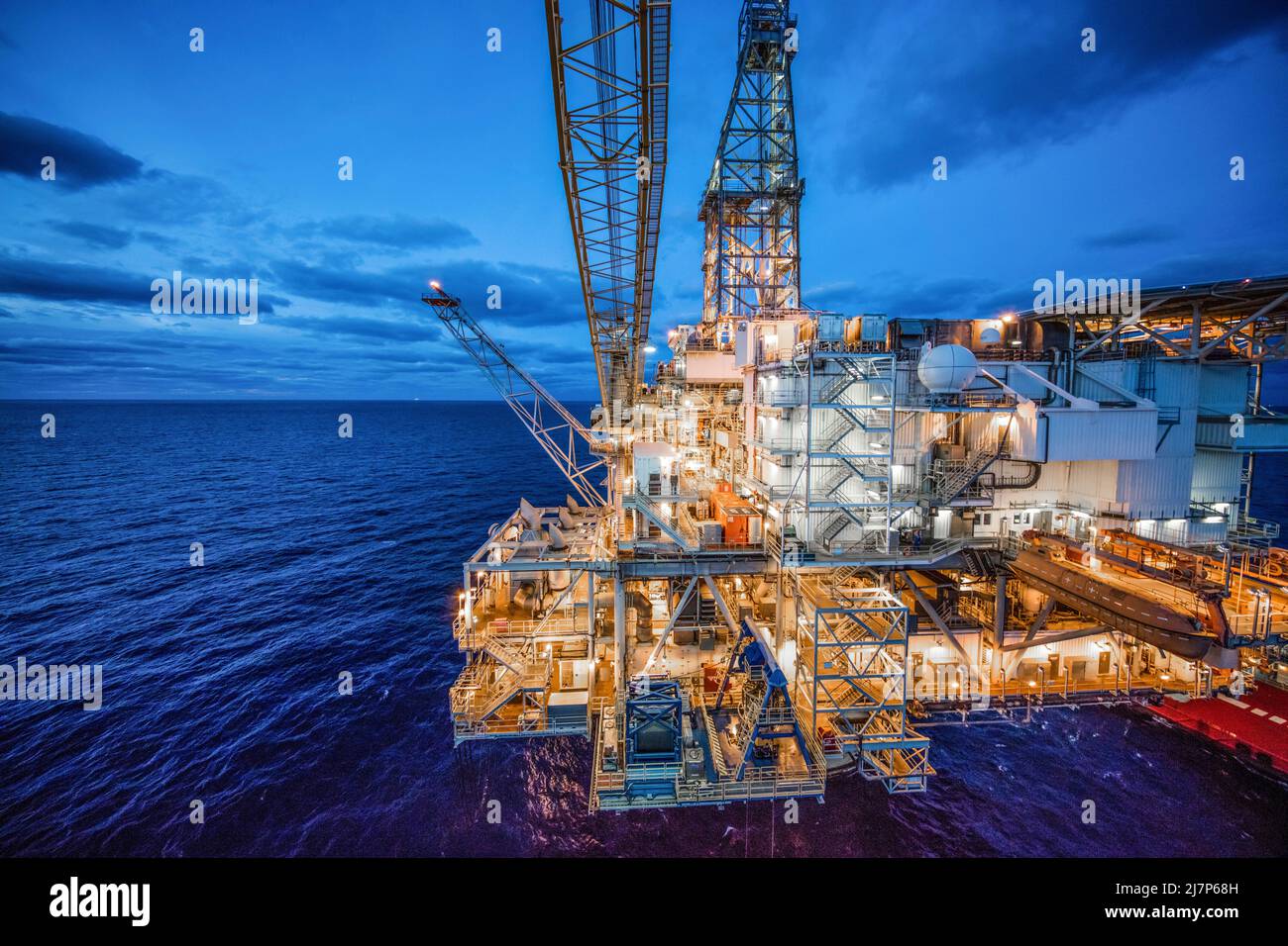 Gulf of Mexico Offshore Drilling Platform Stock Photo Alamy