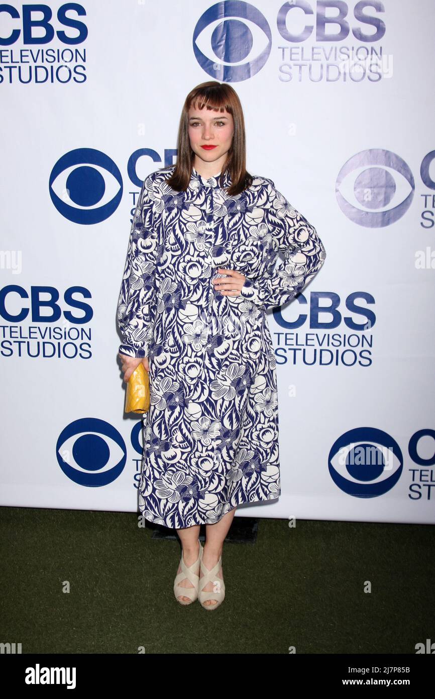 Renee felice smith cbs hi-res stock photography and images - Alamy