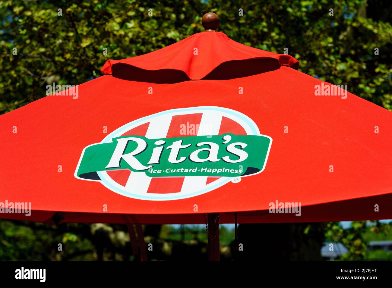 Exton, PA, USA - May 10, 2022: Rita's Italian Ice is a privately owned quick-service restaurant chain. There are over 500 restaurants in 31 states, mo Stock Photo