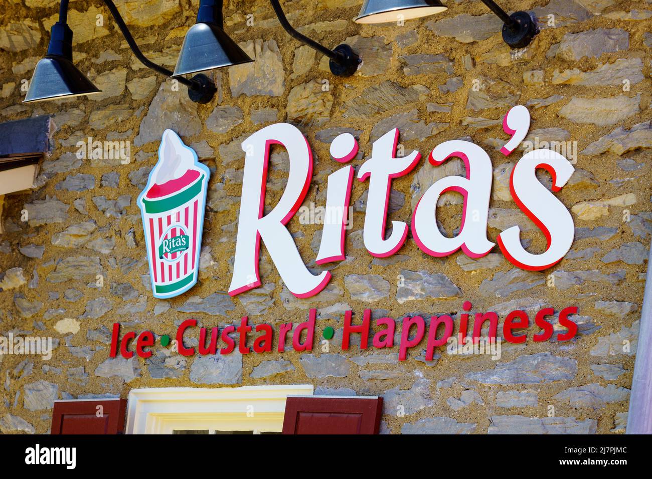 Exton, PA, USA - May 10, 2022: Rita's Italian Ice is a privately owned quick-service restaurant chain. There are over 500 restaurants in 31 states, mo Stock Photo
