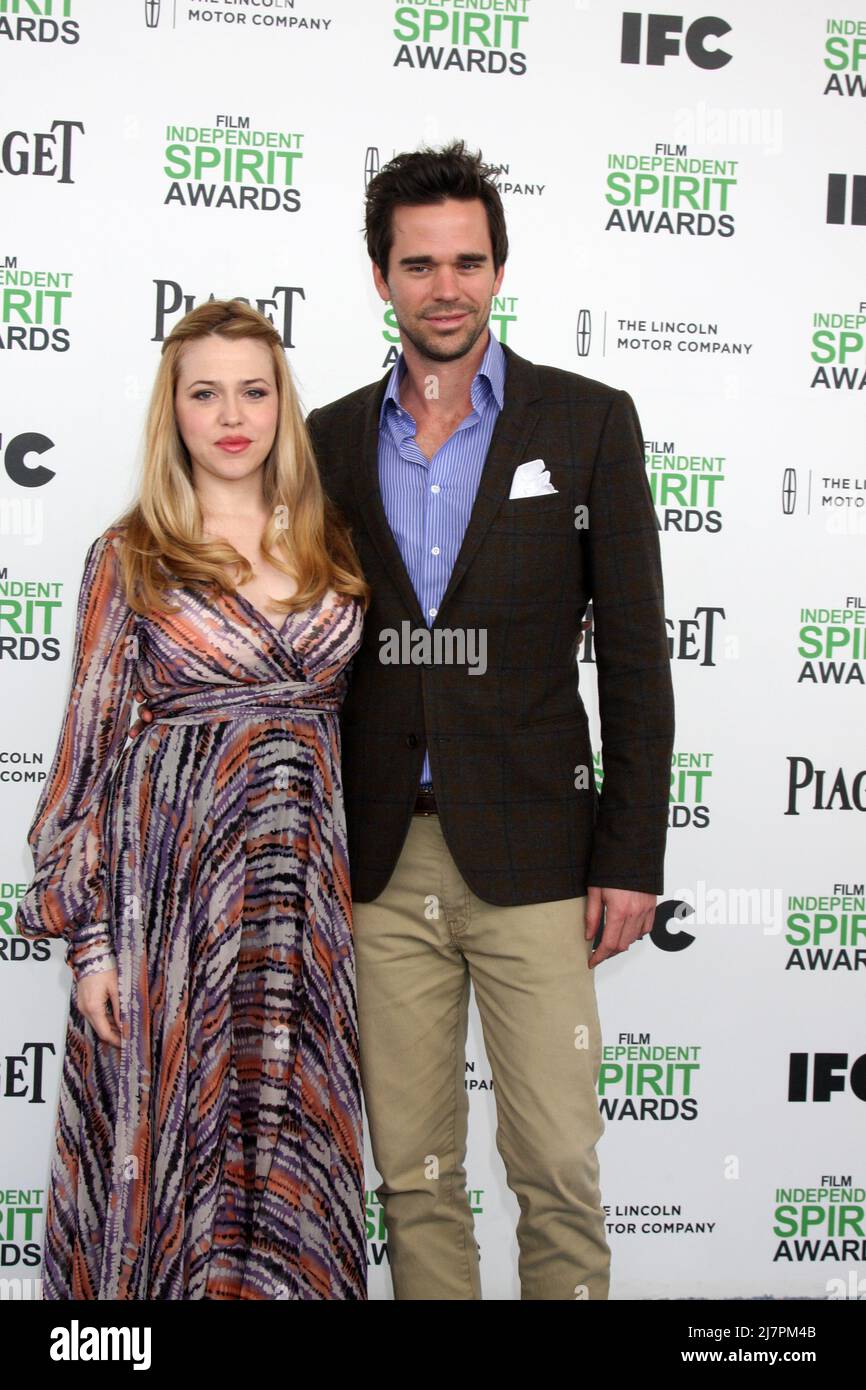 LOS ANGELES - MAR 1: Majandra Delfino, David Walton at the Film