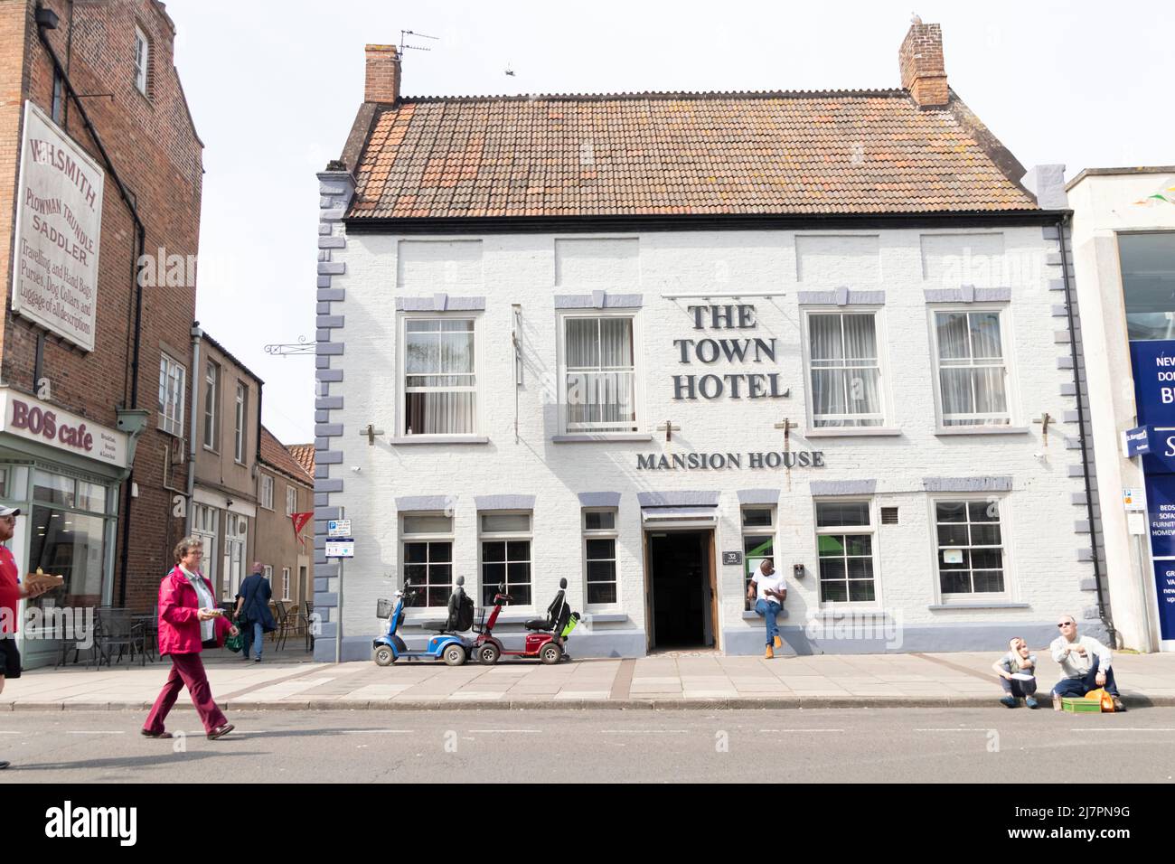 Exterior view of The Town Hotel, a bed and breakfast located off The Admiral Blake Museum in the historic market town of Bridgwatr (Somerset, England). Stock Photo