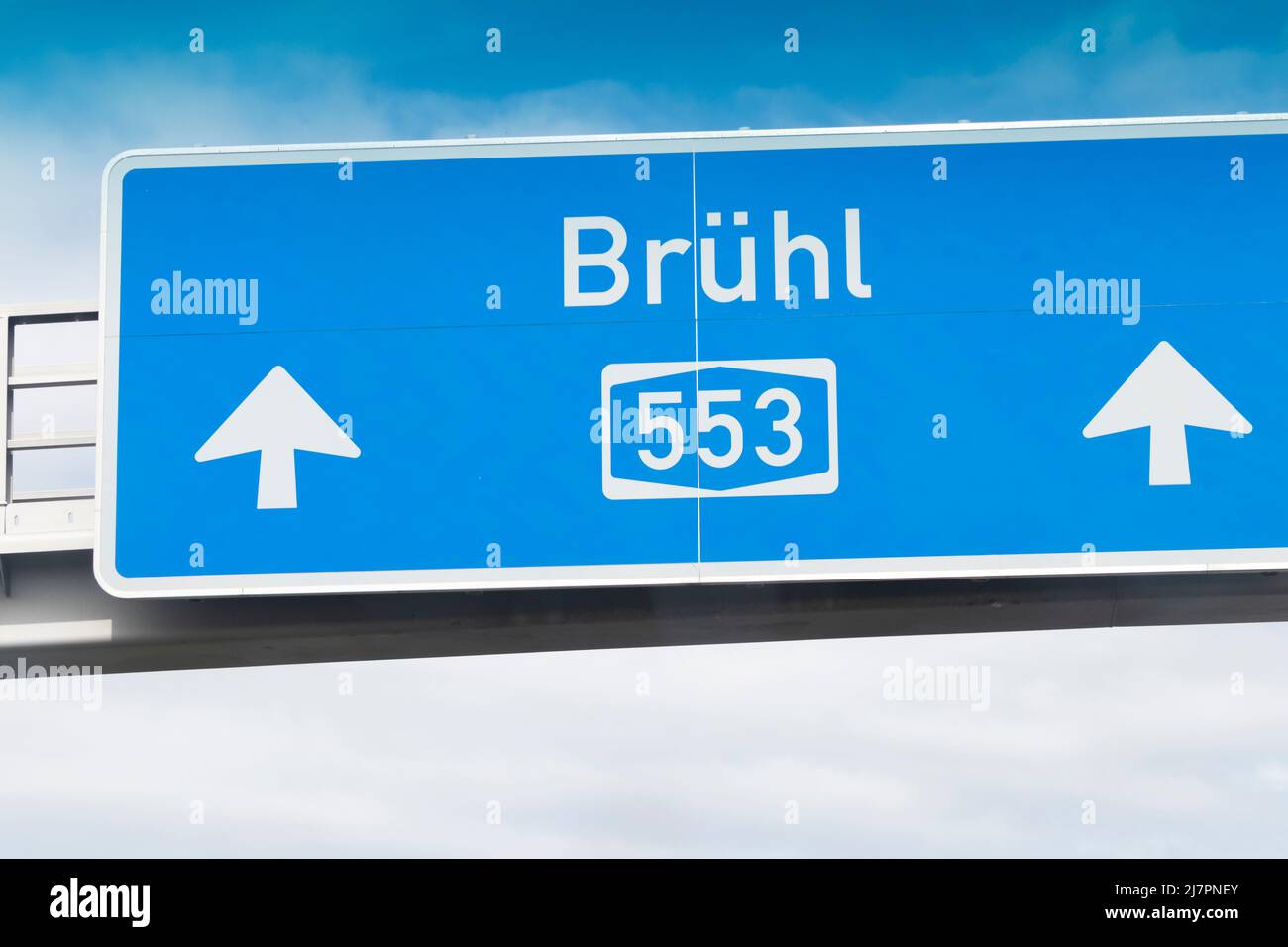 Motorway 553 sign en route to Brühl, Germany. Stock Photo