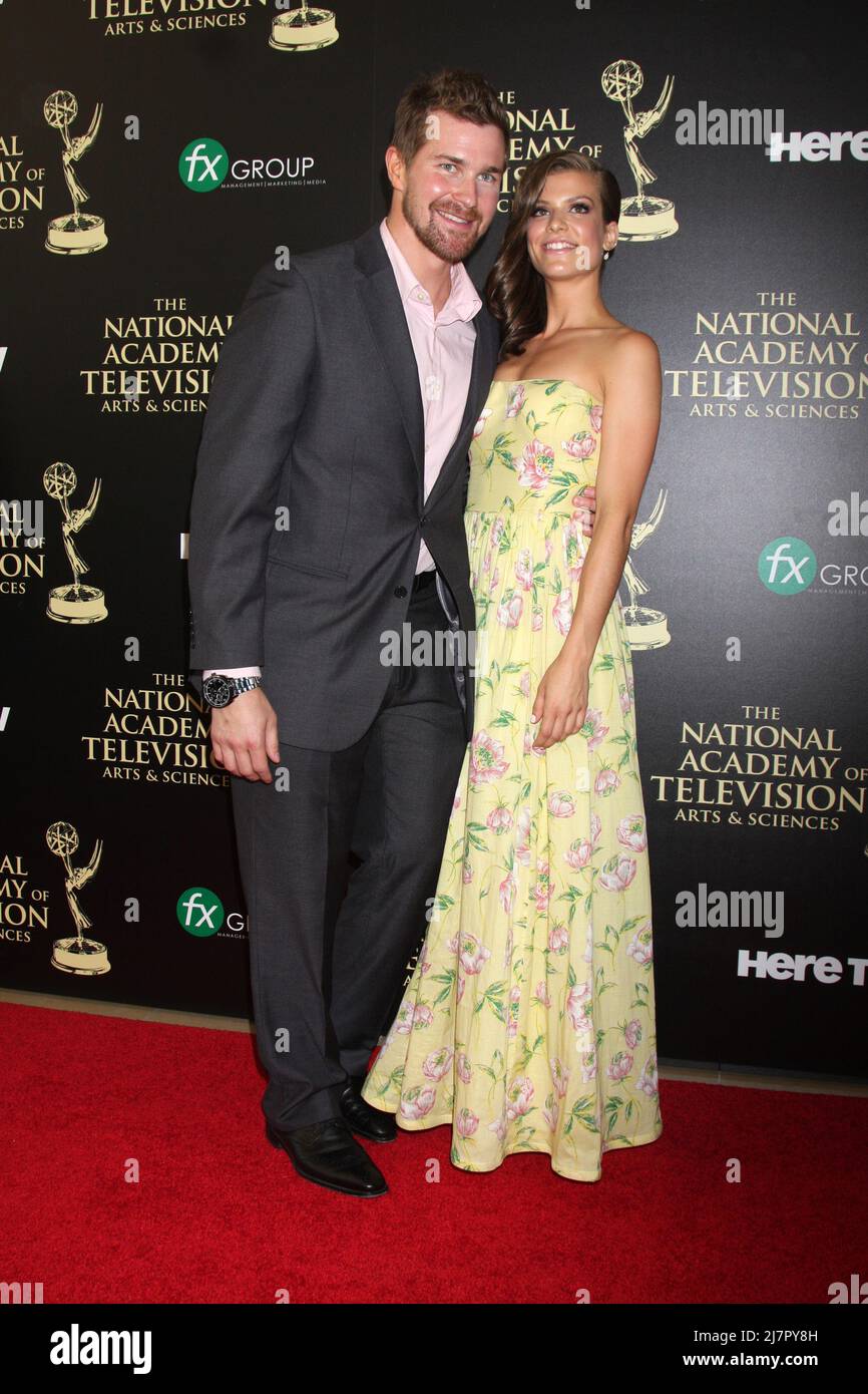 LOS ANGELES - JUN 22: Kelley Missal at the 2014 Daytime Emmy Awards