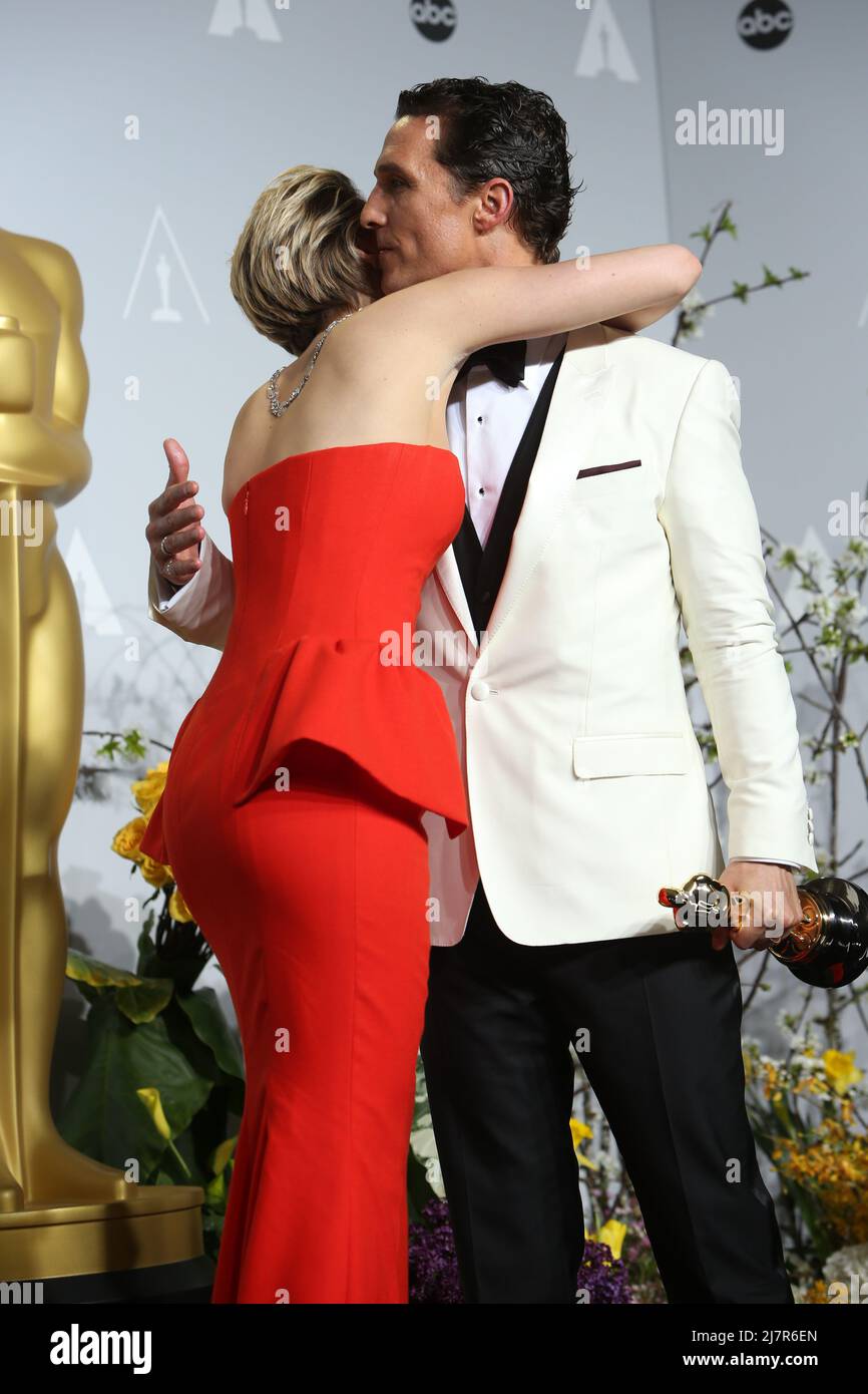 LOS ANGELES - MAR 2: Jennifer Lawrence, Matthew McConaughey at the 86th
