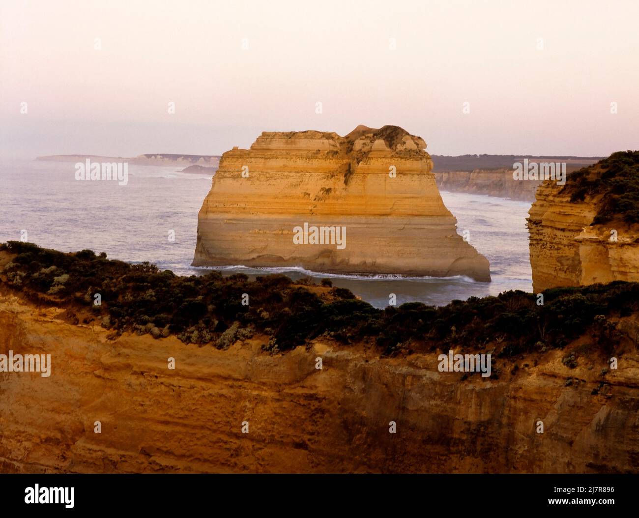 Rock Stack Coastline, Great Ocean Road, Victoria, Australia Stock Photo