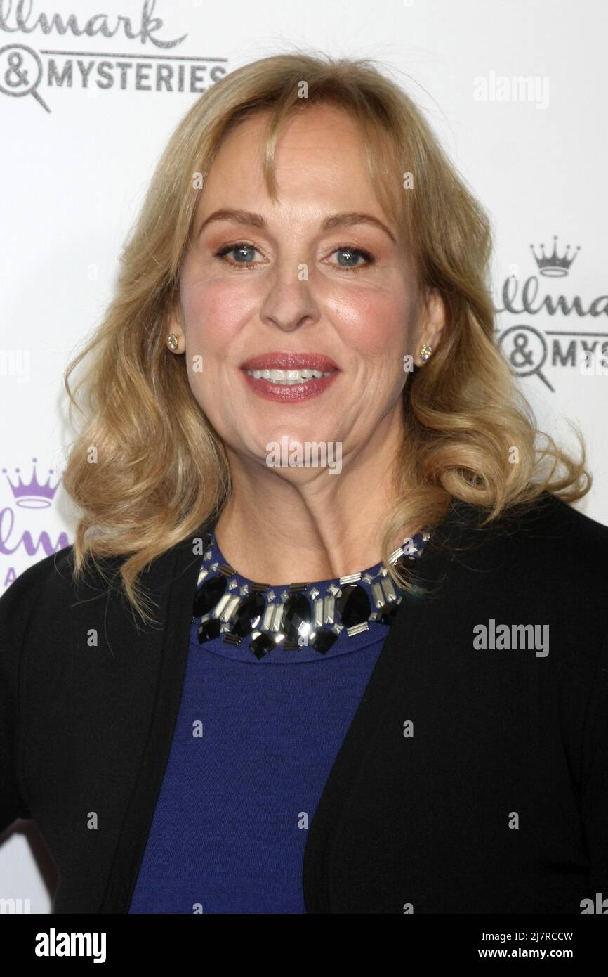 LOS ANGELES - JAN 8: Genie Francis at the Hallmark TCA Party at a